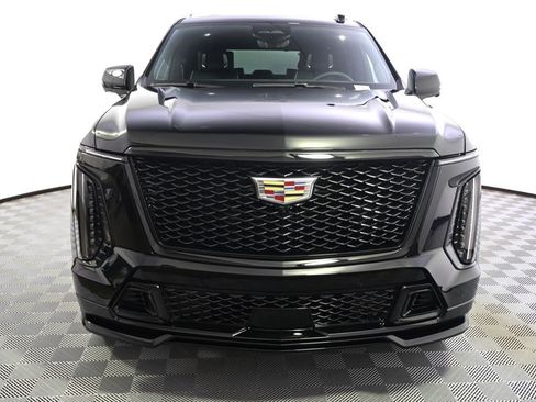 Certified 2026 Cadillac Escalade V w/ LPO, Floor Liner Package image 10