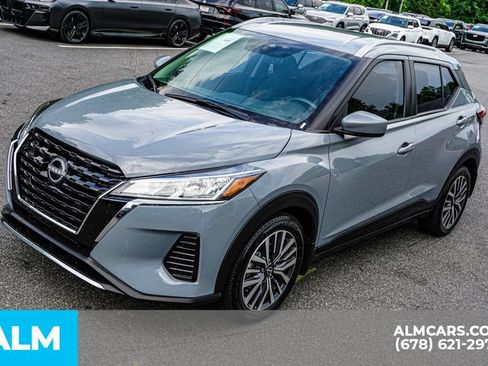 Used 2023 Nissan Kicks SV FWD image 14