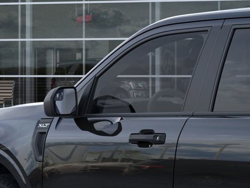 New 2025 Ford Maverick XLT image 45