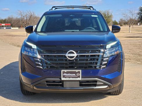 New 2026 Nissan Pathfinder SV image 6