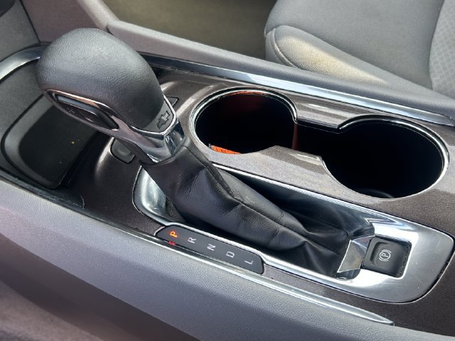 Used 2025 Chevrolet Malibu LT FWD image 18