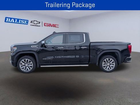 New 2025 GMC Sierra 1500 Denali w/ Denali Reserve Package AWD/4WD image 7
