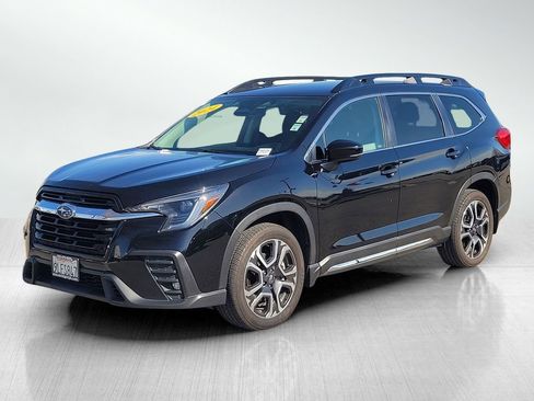 Used 2024 Subaru Ascent Limited image 8