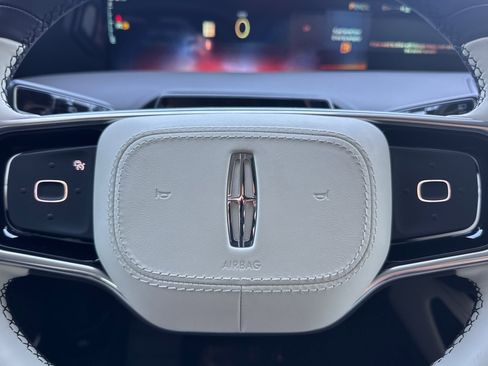 New 2026 Lincoln Nautilus Black Label w/ Jet Appearance Package image 22