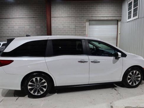 Used 2024 Honda Odyssey EX-L image 6