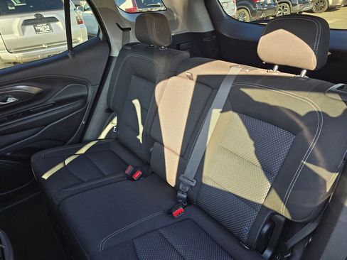 Used 2024 GMC Terrain SLE image 19