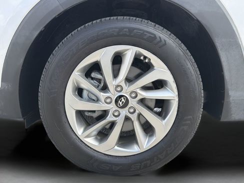 Used 2018 Hyundai Tucson SE FWD image 30