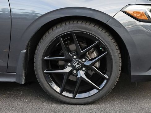 Used 2022 Honda Civic Sport image 4