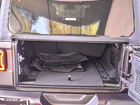 New 2026 Jeep Wrangler Unlimited Rubicon w/ Safety Group image 22