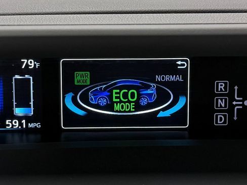 Used 2019 Toyota Prius Prime Advanced w/ Carpet Mat Package FWD image 19