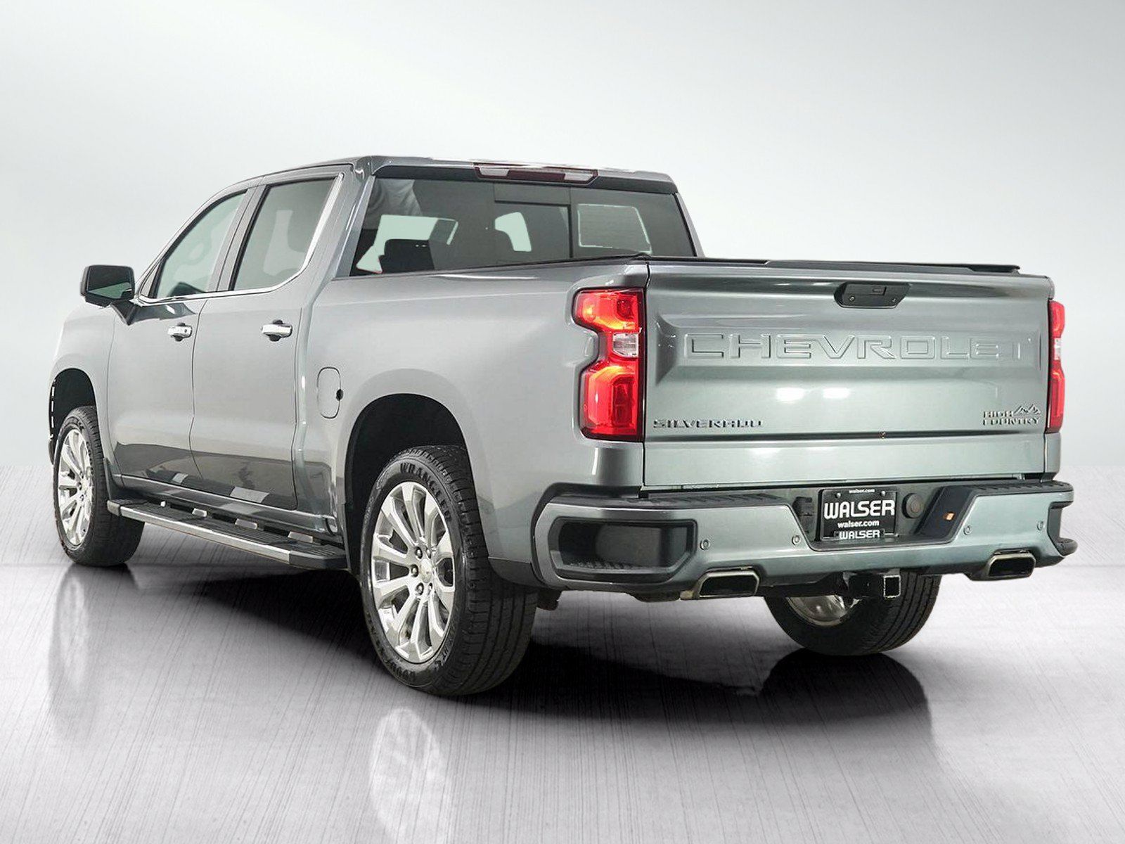 Used 2020 Chevrolet Silverado 1500 High Country AWD/4WD image 3
