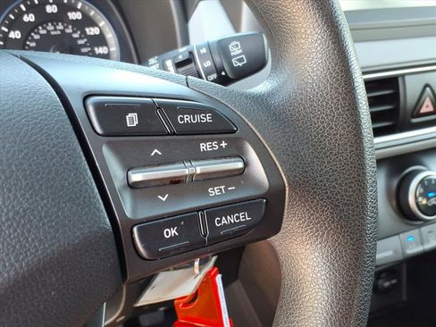 Used 2021 Hyundai Kona SE image 26