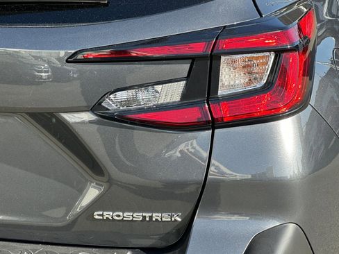 Used 2024 Subaru Crosstrek 2.0i Premium image 34