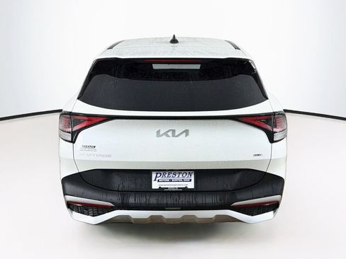 Used 2023 Kia Sportage LX AWD/4WD image 6
