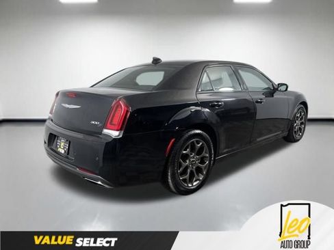 Used 2015 Chrysler 300 S w/ 300S Premium Group AWD/4WD image 6