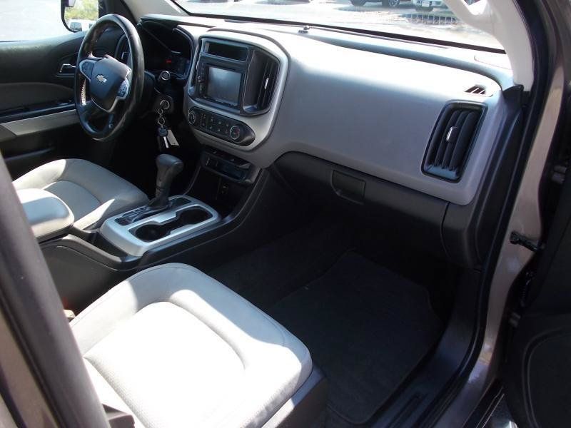 Used 2015 Chevrolet Colorado LT RWD image 21