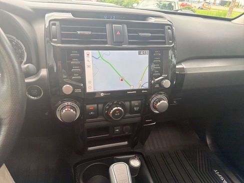 Used 2023 Toyota 4Runner TRD Off-Road Premium w/ Off Road Premium Plus Package AWD/4WD image 18