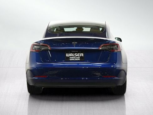 Used 2023 Tesla Model 3 Standard Range RWD image 4