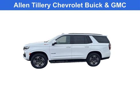 Used 2024 Chevrolet Tahoe Z71 w/ Luxury Package image 2