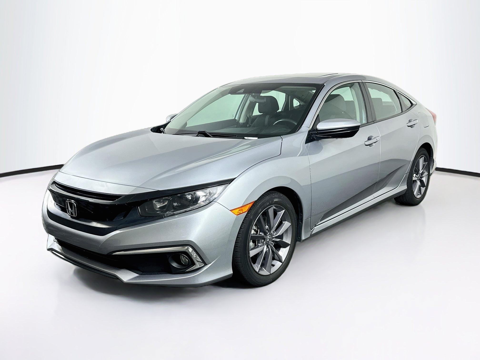 Used 2019 Honda Civic EX image 3