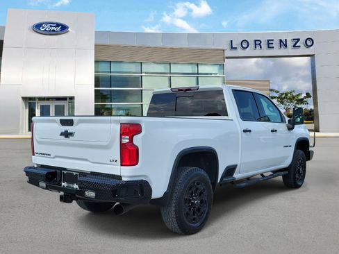 Used 2022 Chevrolet Silverado 2500 LTZ w/ LTZ Plus Package AWD/4WD image 5