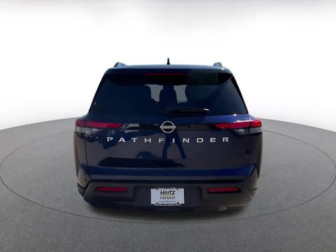 Used 2025 Nissan Pathfinder SV FWD image 12