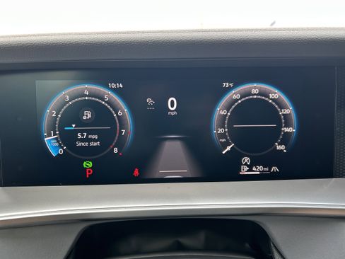 New 2025 Volkswagen Tiguan SE image 16