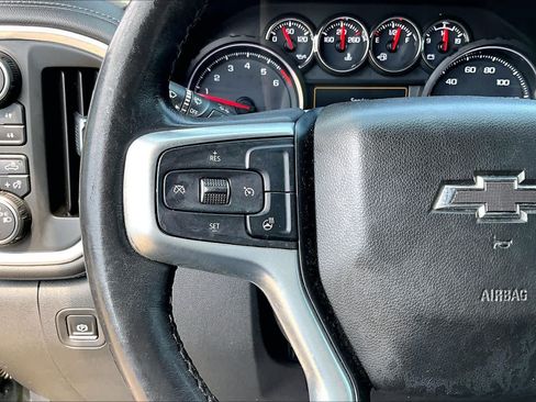 Used 2020 Chevrolet Silverado 1500 LT Trail Boss AWD/4WD image 24