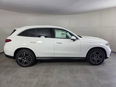 New 2026 Mercedes-Benz GLC 300 image 3