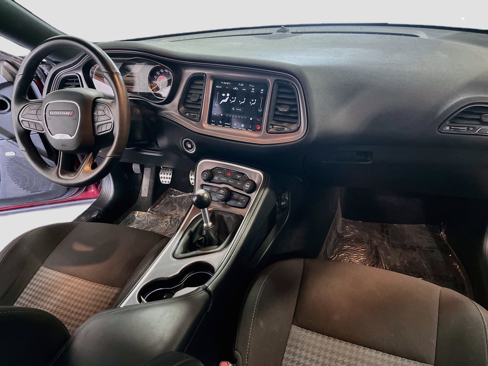 Used 2022 Dodge Challenger R/T Scat Pack RWD image 23