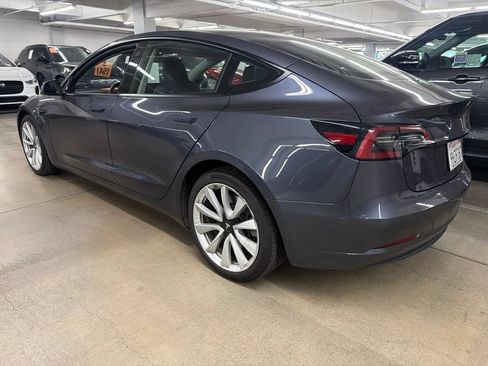 Used 2023 Tesla Model 3 Standard Range RWD image 3