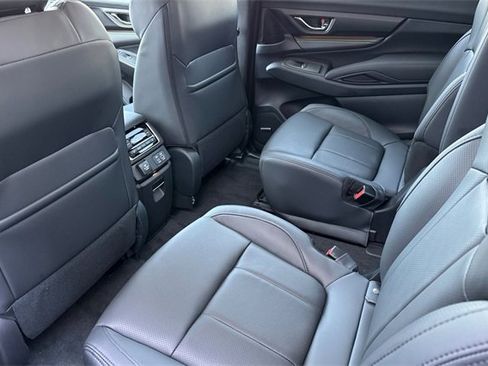 Certified 2025 Subaru Ascent Bronze Edition image 9