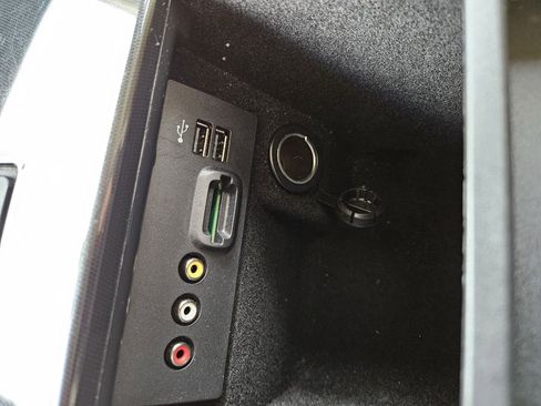 Used 2013 Ford Taurus Limited image 19