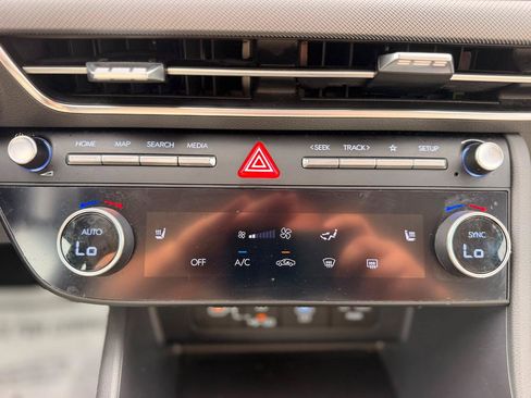 Used 2025 Hyundai Sonata SEL FWD image 19