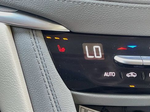 Used 2024 Cadillac XT5 Premium Luxury w/ LPO, Floor Liner Package AWD/4WD image 21