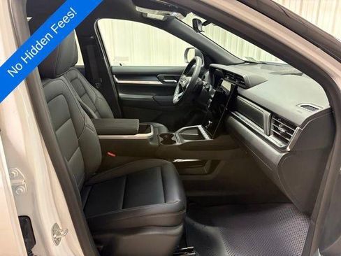 New 2026 GMC Terrain Elevation w/ Elevation Premium Package image 17