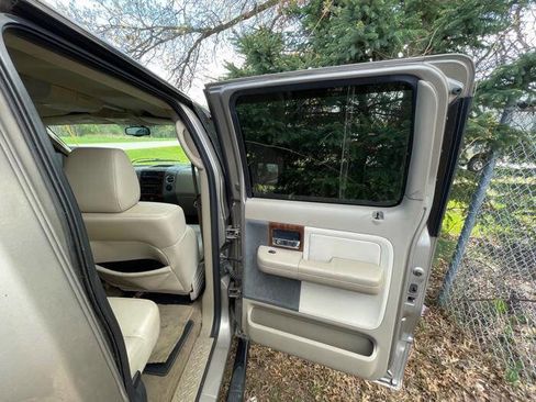 Used 2004 Ford F150 XLT AWD/4WD image 27