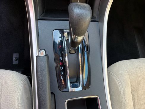 Used 2014 Honda Accord EX image 22