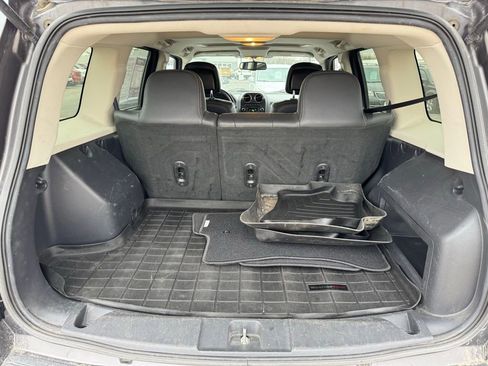 Used 2015 Jeep Patriot High Altitude image 40