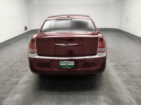 Used 2014 Chrysler 300 AWD w/ Driver Convenience Group image 7