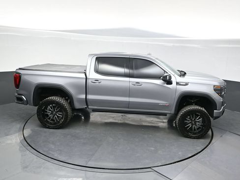 Used 2025 GMC Sierra 1500 AT4 w/ AT4 Premium Package AWD/4WD image 33