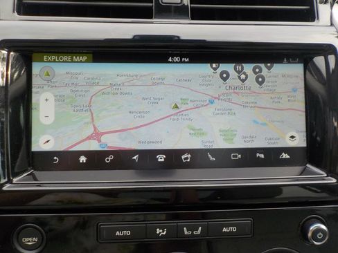 Used 2017 Land Rover Discovery HSE image 23