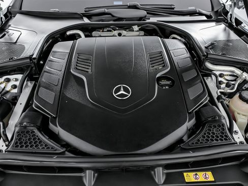 Used 2021 Mercedes-Benz S 580 4MATIC Sedan image 17