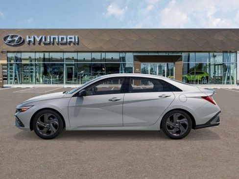 New 2026 Hyundai Elantra Sport image 3