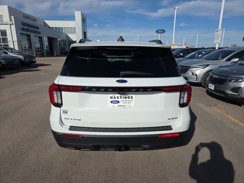 New 2026 Ford Explorer Active image 4