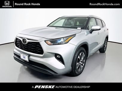 Used 2024 Toyota Highlander XLE