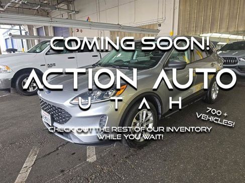 Used 2022 Ford Escape SE w/ Convenience Package AWD/4WD image 1