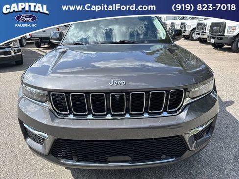 Used 2024 Jeep Grand Cherokee Limited w/ Luxury Tech Group II AWD/4WD image 10
