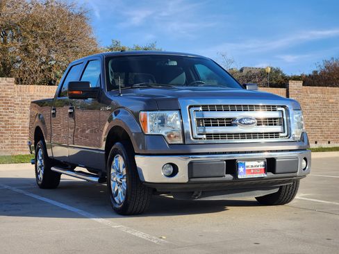 Used 2013 Ford F150 XLT w/ Luxury Equipment Group image 4