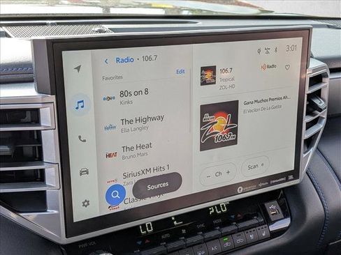 Used 2022 Toyota Tundra Platinum image 13